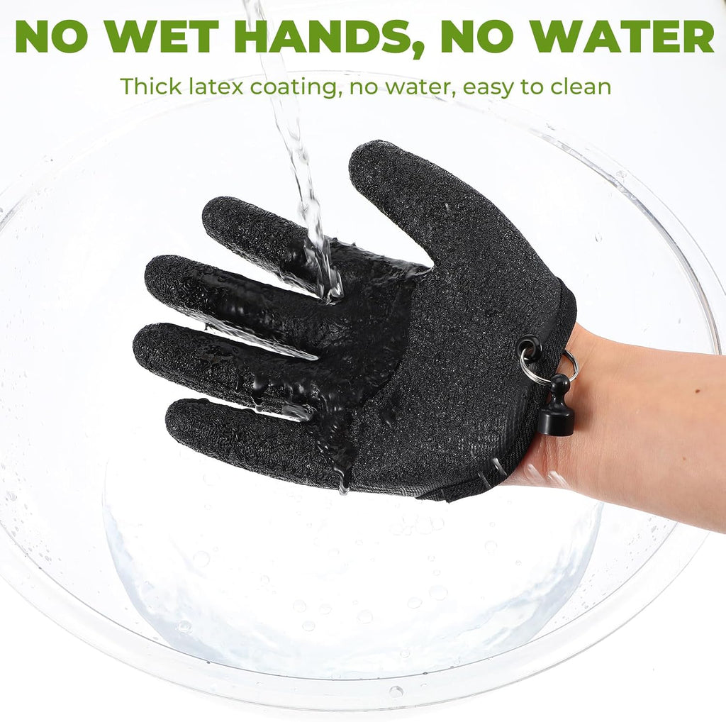 2 Pcs Fishing Gloves with Magnet Release Professional Catch Fish Gloves Non-Slip Waterproof Fish Glove Textured Grip Palm Glove Fisherman Fishing Accessories for Men Women Handling Catching Cleaning